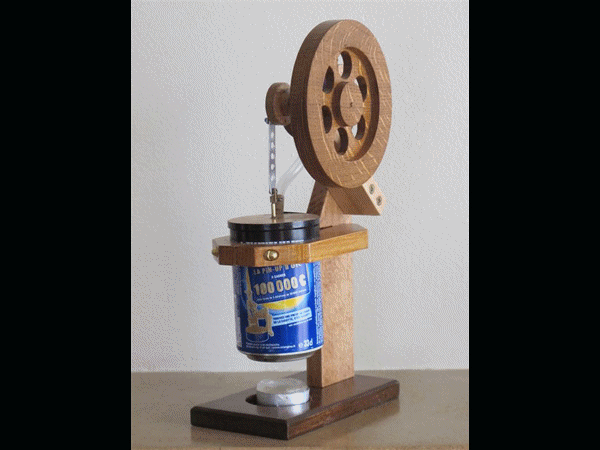 Une canette d'une autre marque peut aussi servir à la fabrication d'un moteur Stirling !